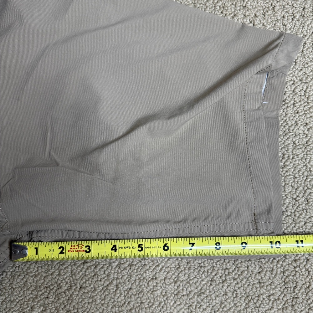Hurley Dri-fit Khaki Shorts (Men’s Size 32) - Picture 4 of 4